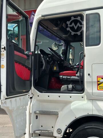 Standard SZM MAN TGX 18.440 4x2BL EU4 NAVI / KLIMA /