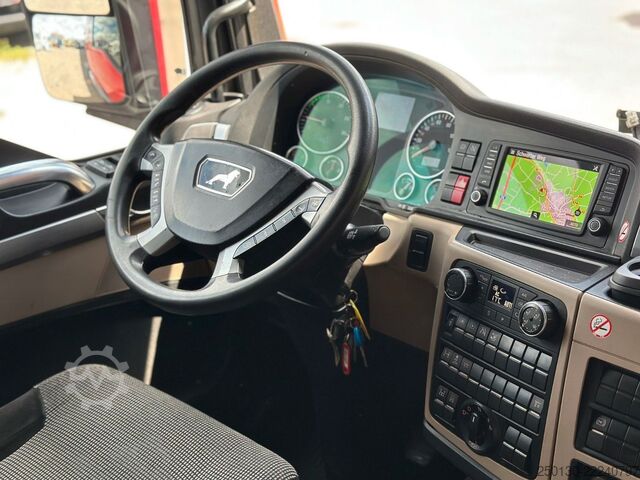 Standard SZM MAN TGX 18.460 4x2 BLS /N-HC/ACC/EBA2/Klima/Navi