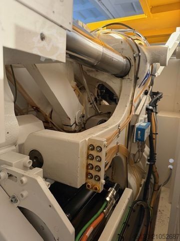 Spritzgießmaschine ENGEL e-max 440/180