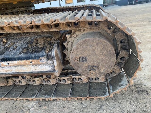 EXCAVATOR Caterpillar 325-07C
