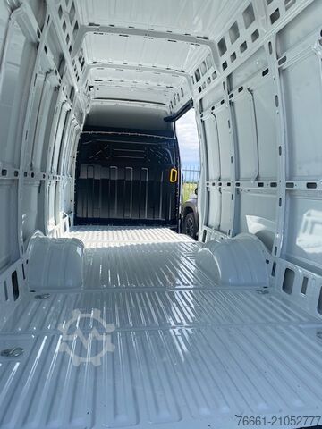 High top van Iveco DAILY 35C12 V 4100 H3 Quad-Tor RG