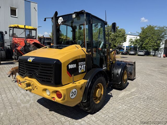Loader Caterpillar 906M Radlader 55 kW 5600 kg