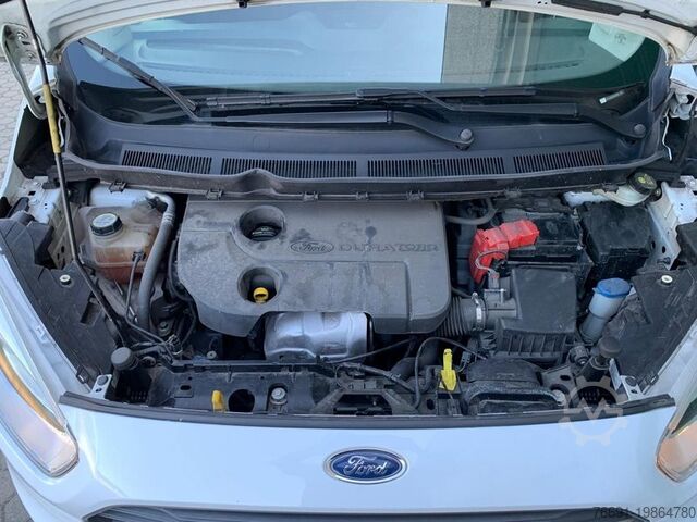 Compact van Ford Courier Van