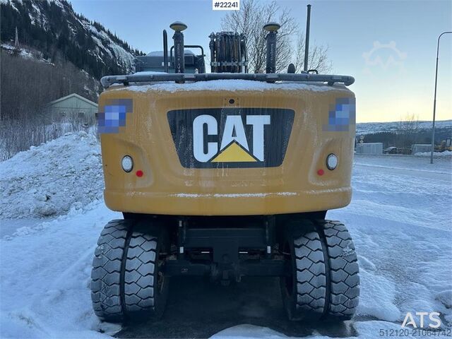 Radbagger CAT M314F wheeled excavator w/ two buckets, Gigant tra