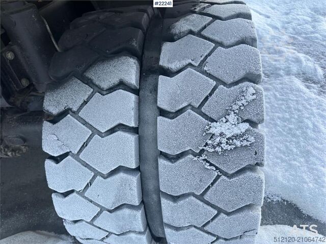 Radbagger CAT M314F wheeled excavator w/ two buckets, Gigant tra