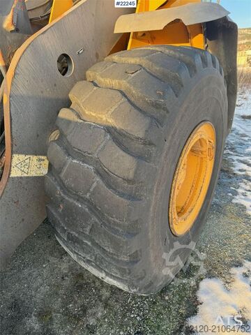 Radlader Volvo L110F wheel loader with bucket