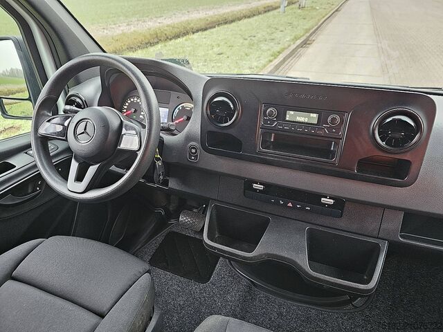 Hochdachkombi MERCEDES-BENZ ESPRINTER L2H2 Elektrisch AC!