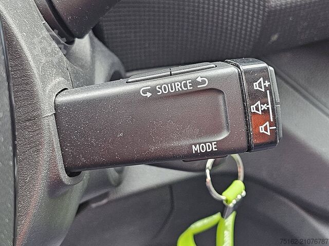 Hochdachkombi RENAULT TRAFIC 2.0 DCI