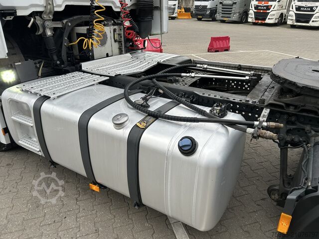 Standard-SZM Mercedes-Benz Actros 1842 Streamspace / 565 dkm / Tacho V2 / ...