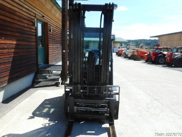 Gabelstapler Toyota 02-8FDF25 Triplex + SS + ZV + Kabine