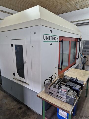 Vertikales Bearbeitungszentrum UNITECH CSF 2