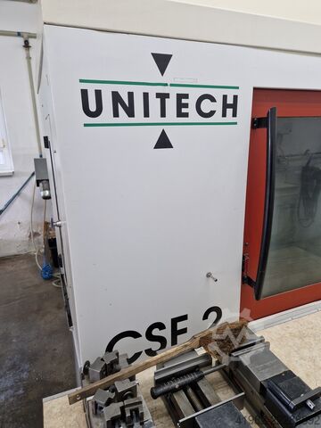 Vertikales Bearbeitungszentrum UNITECH CSF 2