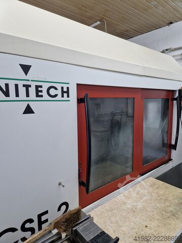 Vertikales Bearbeitungszentrum UNITECH CSF 2