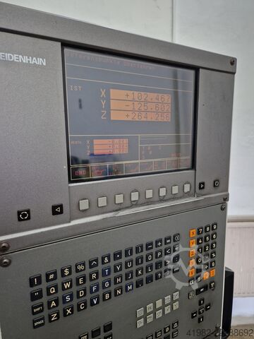 Vertikales Bearbeitungszentrum UNITECH CSF 2