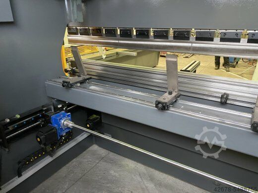 CNC folding press LAMI NOVA PE 4300