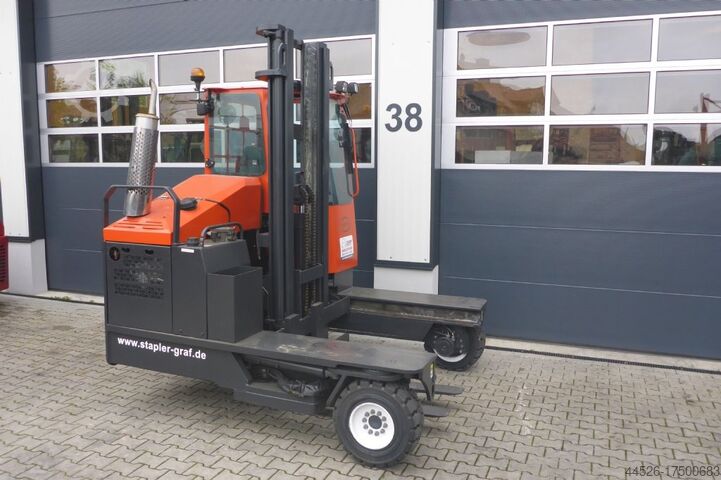 Four-way side loader Combilift C6000