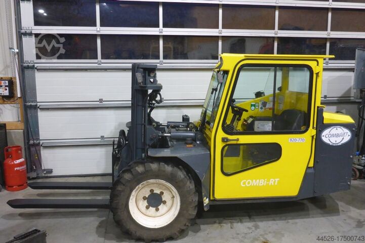 Rough terrain forklift truck Combilift Combi RT