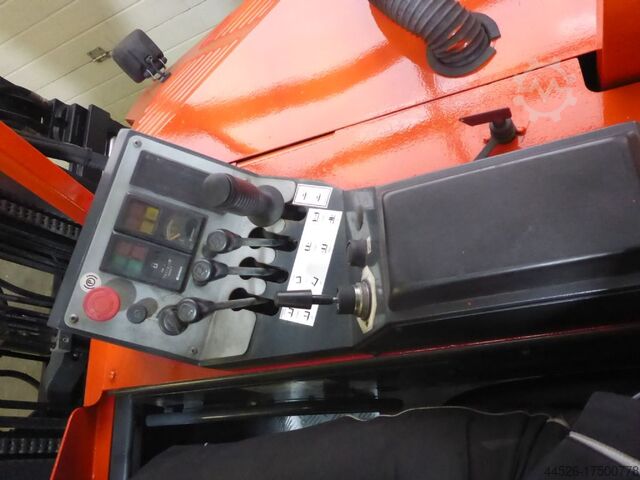 Vierwege Seitenstapler Combilift C2500