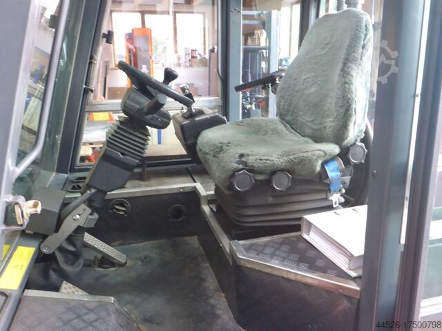 Dieselstapler Dan Truck 9660