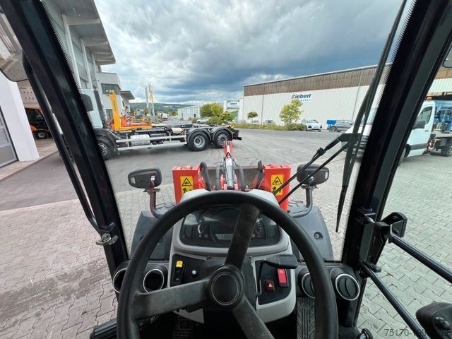 Radlader KUBOTA R070 / Gabel & Schaufel / nur 1.869h!