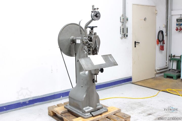 Drahtheftmaschine / Wire Stitching Machine AGRAFIX BX