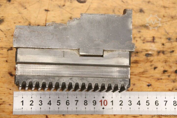 Interchangeable jaws 8 set Forkardt Breite 32 mm  schrägverzahnt
