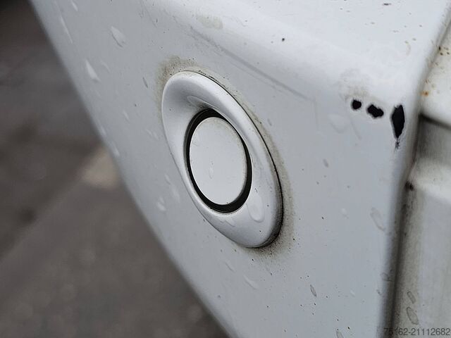 High-roof van FORD TRANSIT CUSTOM 2.0 L2H1 Navi Airco!