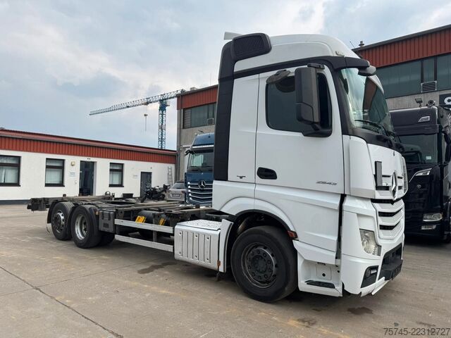 Swap body truck MERCEDES-BENZ ACTROS 2543 * RETARDER * LIFTACHSE * MULTI *