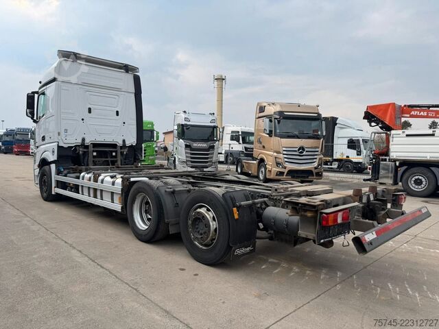 Swap body truck MERCEDES-BENZ ACTROS 2543 * RETARDER * LIFTACHSE * MULTI *