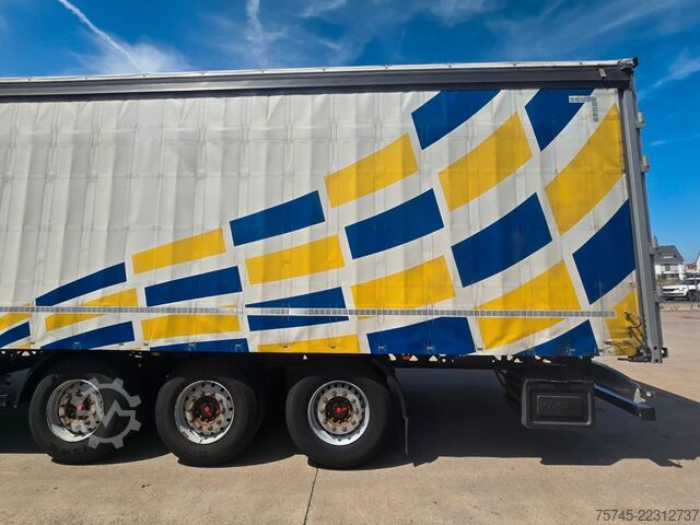 Beverage semitrailer KÖGEL SN 24 **GETRÄNKE*SAF*LIFT*SCHNELLADESYSTEM*
