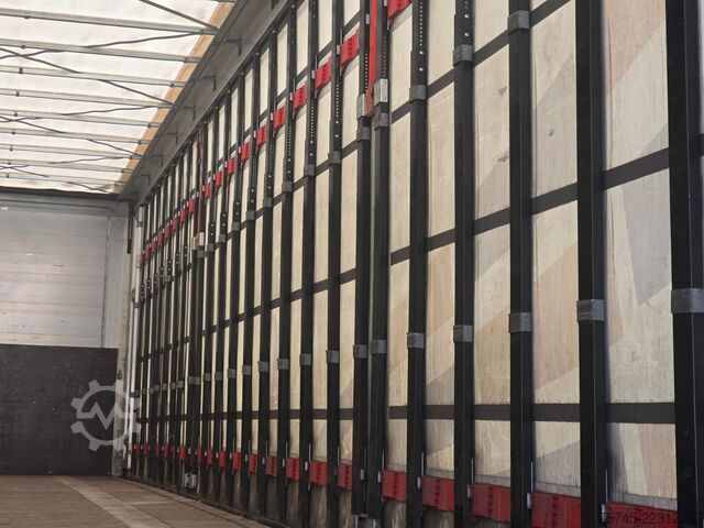Beverage semitrailer KÖGEL SN 24 **GETRÄNKE*SAF*LIFT*SCHNELLADESYSTEM*