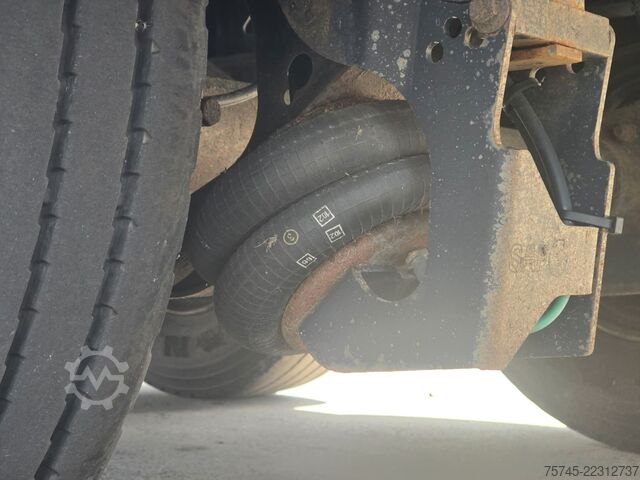 Beverage semitrailer KÖGEL SN 24 **GETRÄNKE*SAF*LIFT*SCHNELLADESYSTEM*