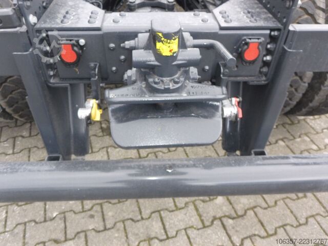 LKW-Fahrgestell IVECO T-Way AD410T54B 8X4 Radstand.4250mm Betonmischer