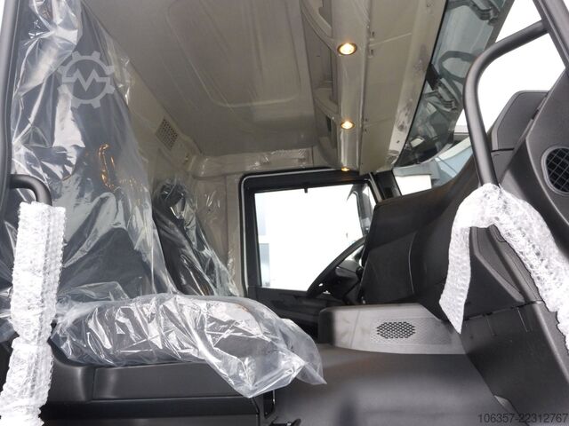 LKW-Fahrgestell IVECO T-Way AD410T54B 8X4 Radstand.4250mm Betonmischer