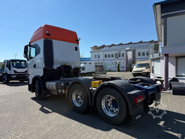 Standard tractor unit IVECO STRALIS X-WAY AS440X57TZ/P 6x4
