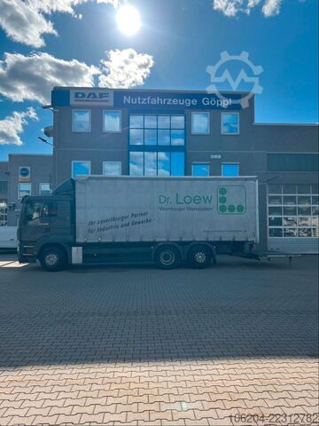 Truck chassis MAN TGS 26.400 6x2 Plane mit Hebebühne