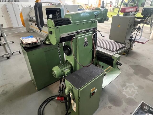 Universal- Werkzeugschärfmaschine DECKEL FP3