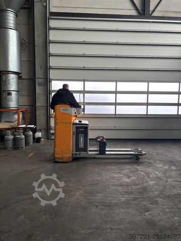 Vertikale Kommissionierer Still FXH-20 //Li-Ion