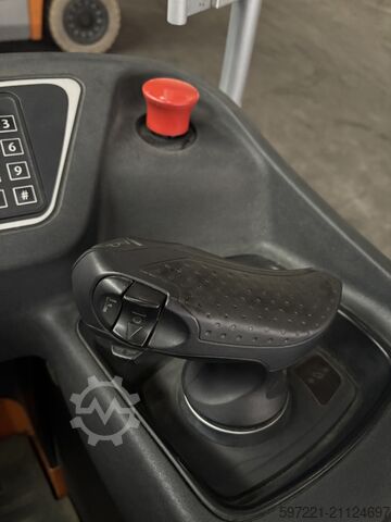 Vertikale Kommissionierer Still FXH-20 //Li-Ion