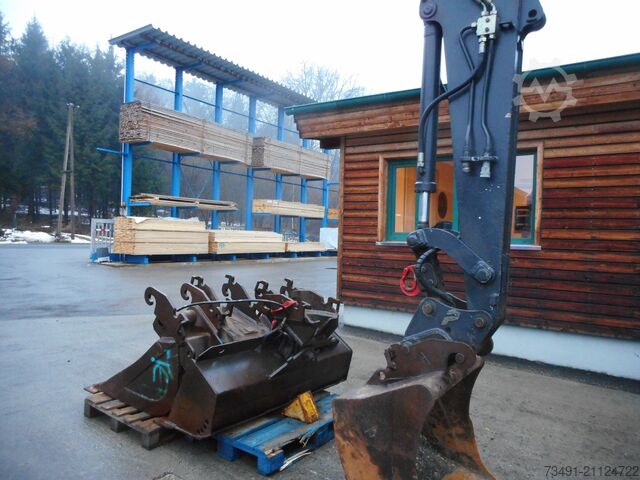 Minibagger Terex TC75 mit 5 Löffel