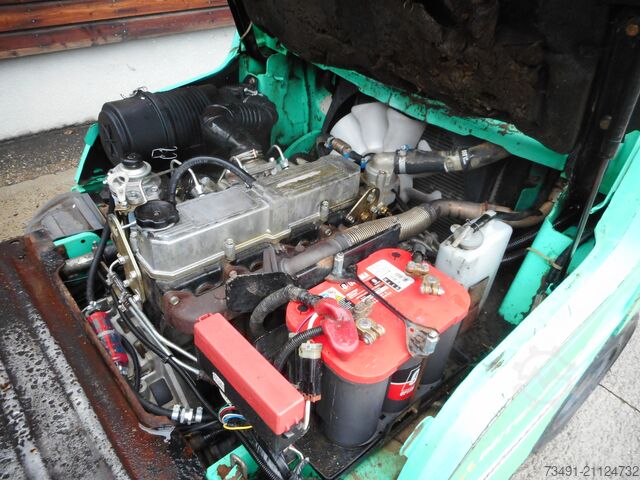 Gabelstapler Mitsubishi FD30 Triplex + Zwillingsreifen