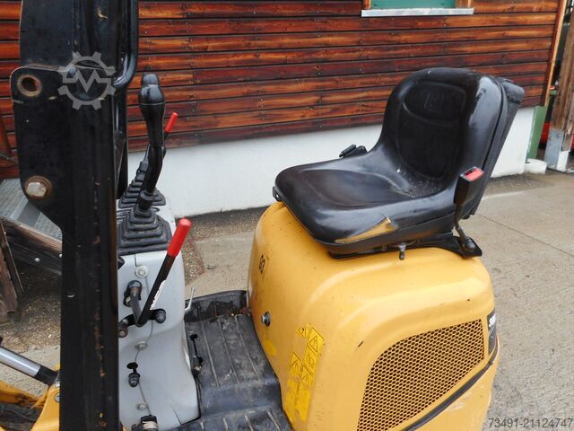 Minibagger Caterpillar 300.9D mit SW + 3 Löffel