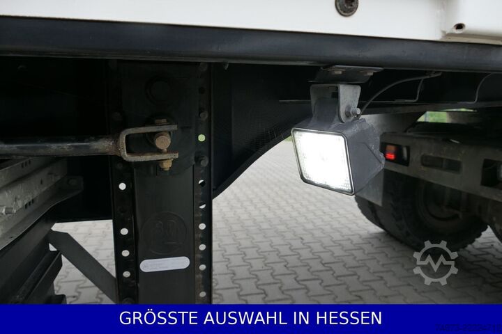 Box semitrailer KRONE Rolltor LBW Liftachse Schlüssellochwände ¤449.-m