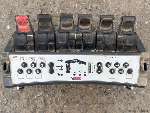 Kipper LKW RENAULT C 430 *KIPPER 5,60m* HIAB 144 BS - 3 HIDUO* 6x4