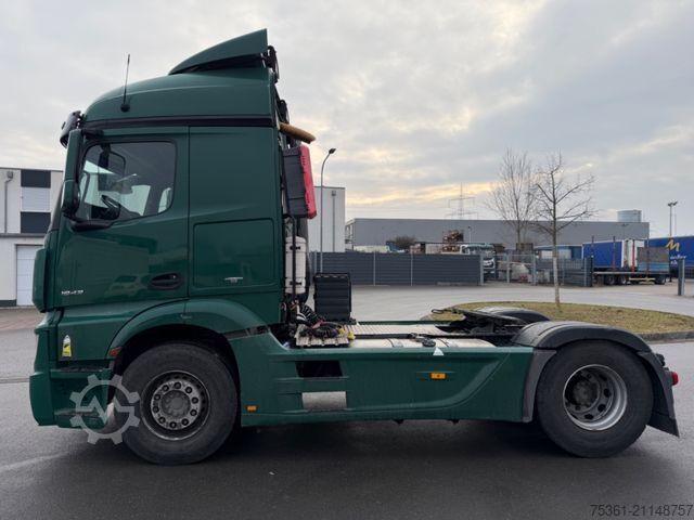 Standard tractor unit MERCEDES-BENZ Actros 1843 ADR  E6 Retarder