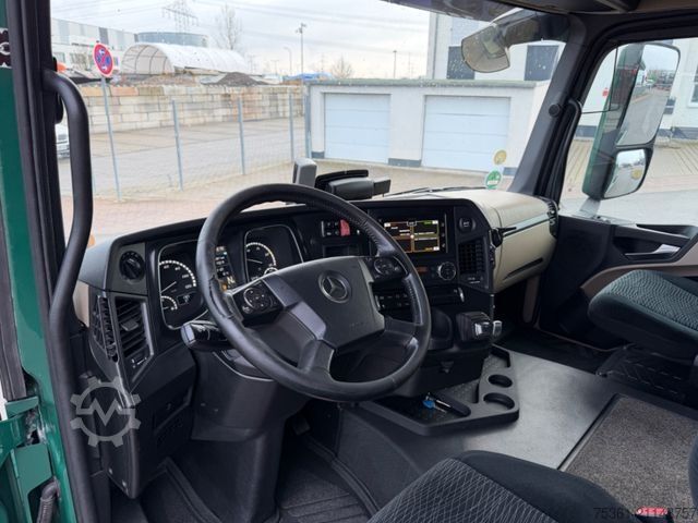 Standard tractor unit MERCEDES-BENZ Actros 1843 ADR  E6 Retarder