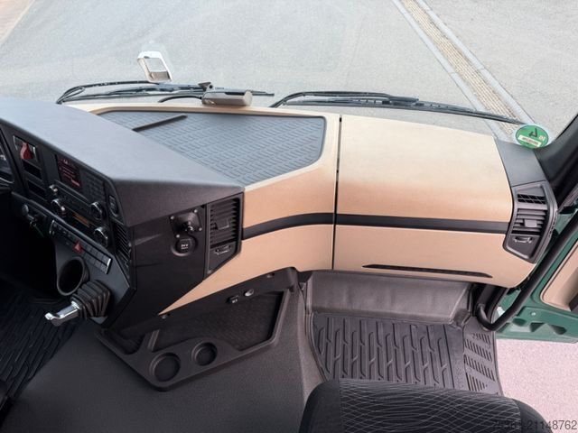 Standard tractor unit MERCEDES-BENZ Actros 1843 ADR  E6 Retarde