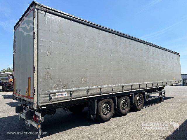 Auflieger mit Pritsche & Plane Schmitz Cargobull Semitrailer Curtainsider Coil