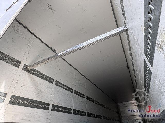 Box semitrailer Schmitz Cargobull SCHMITZ SCB*3B LIFT AXLE BOX TRAILER
