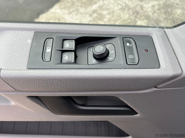 Panel van VOLKSWAGEN T6.1 TRANSPORTER LANG AHK KLIMA PDC 150PS